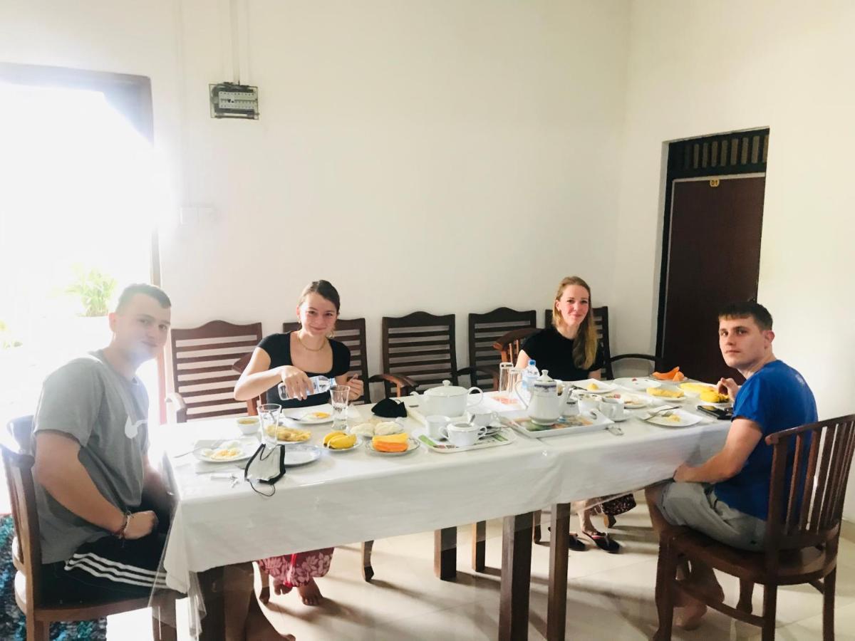 Dambulla Tourist Resort 외부 사진
